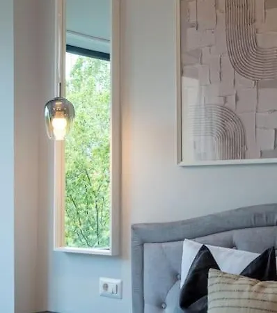 Bright & Calm - 2br - Location *