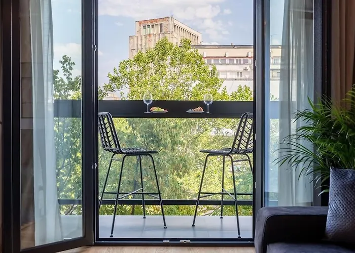 Апартаменти Bright & Calm - 2br - Location *