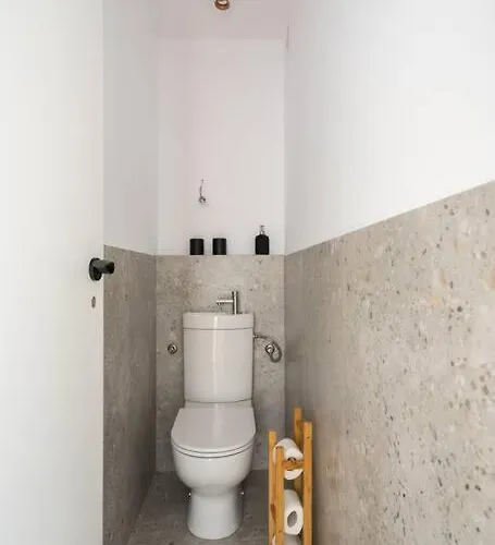 Apartment Bright & Calm - 2br - Location Bucharest